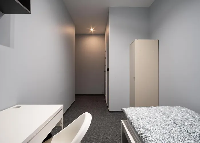 Prywatny pokój z prywatną łazienką - Senatorska 36 Łódź